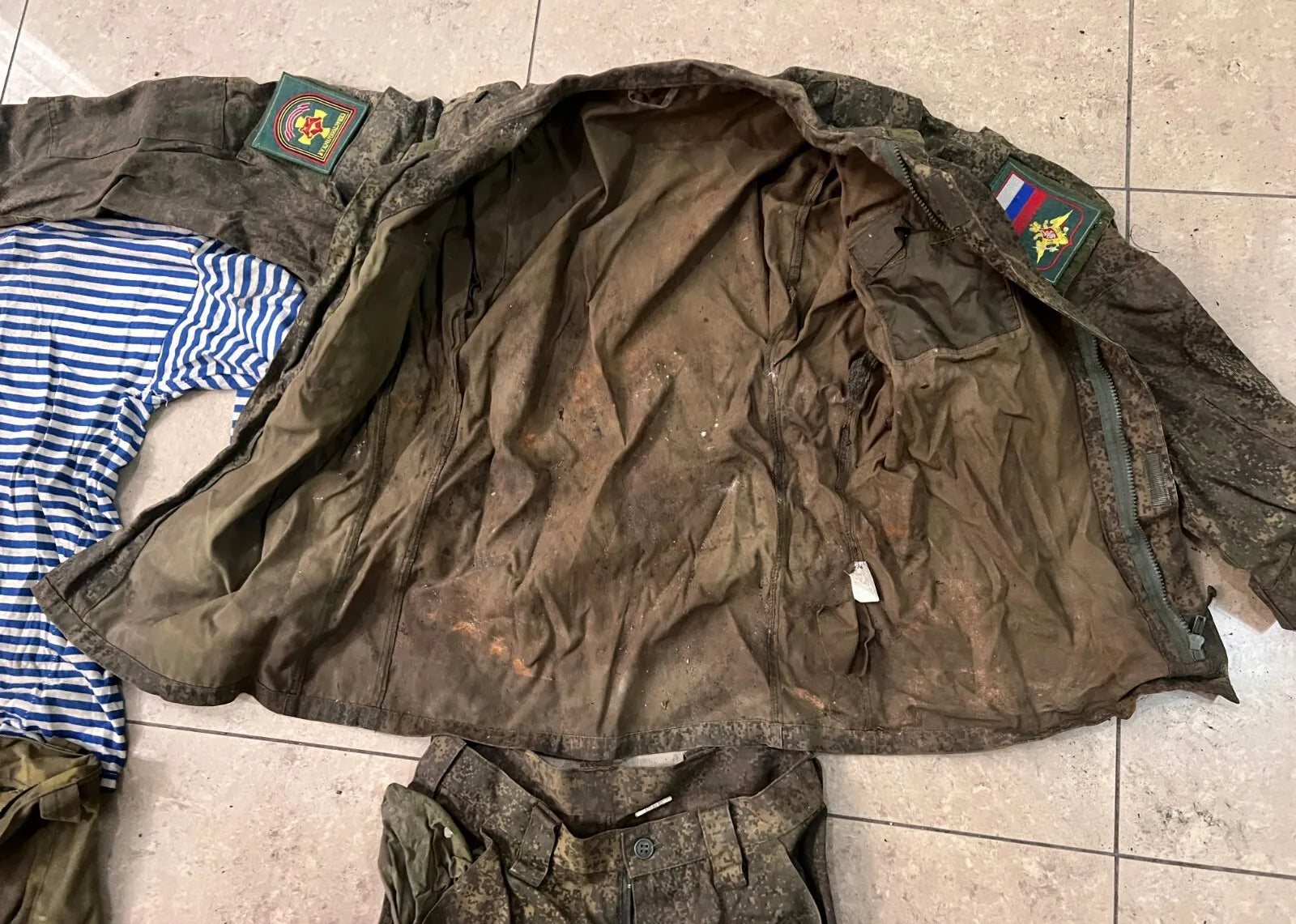 Trophy soldier set uniform jacket patch costume pants camo russian military army Russia Ukraine war 2022-2024