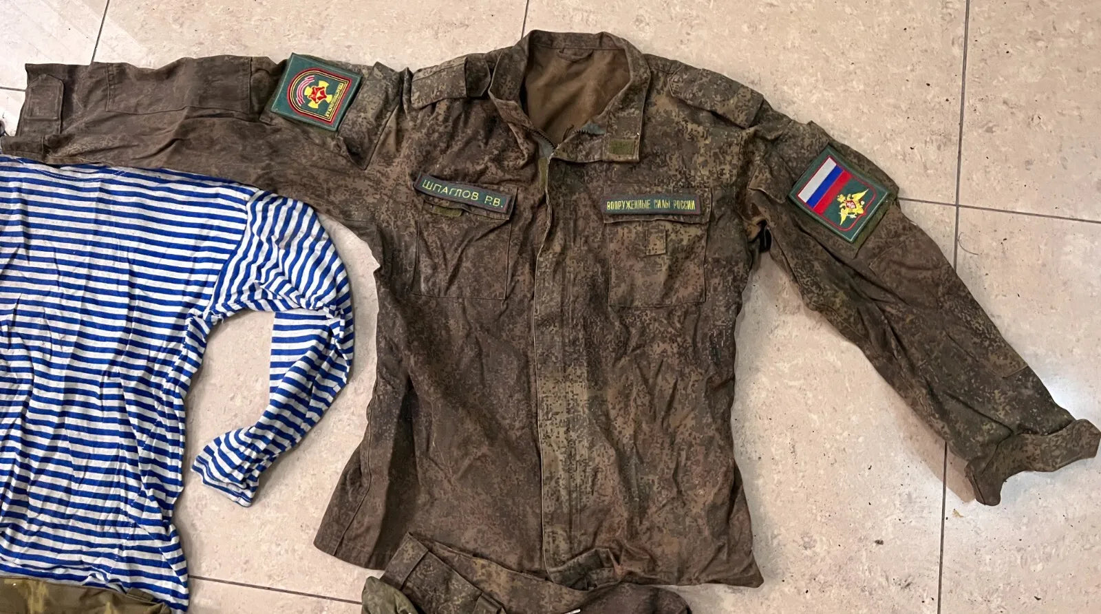 Trophy soldier set uniform jacket patch costume pants camo russian military army Russia Ukraine war 2022-2024