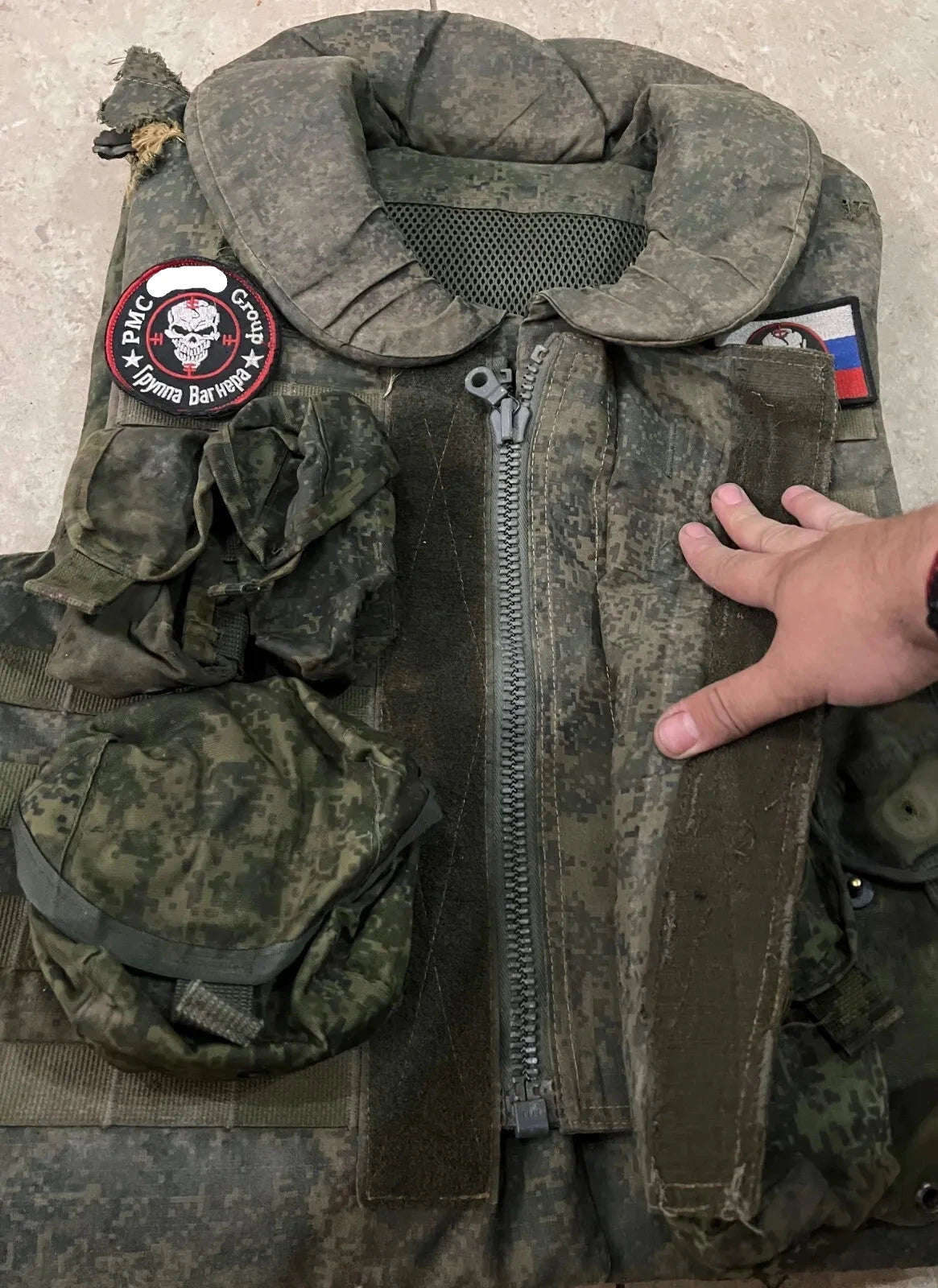 Trophy PMC soldier ammunition vest 6B48 patch pouch camo russian russia military army Ukraine war 2022-2024
