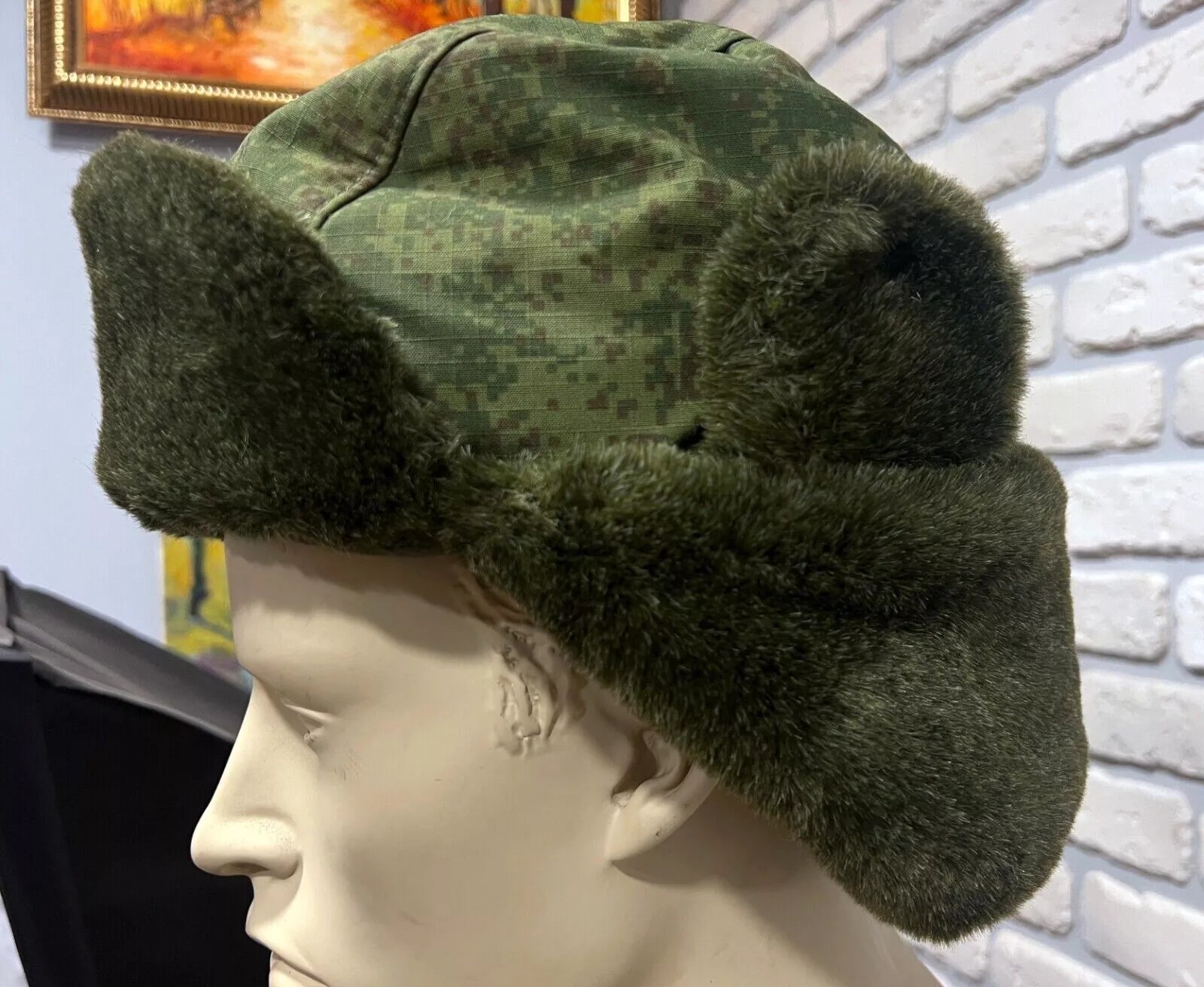 Trophy russian soldier winter cap-ear hat ushanka uniform russia military army Russia Ukraine war 2022-2024