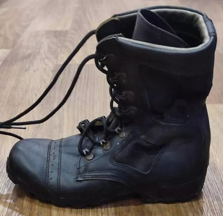 Trophy russian soldier combat boots uniform russia military army Ukraine war 2022-2024 #3