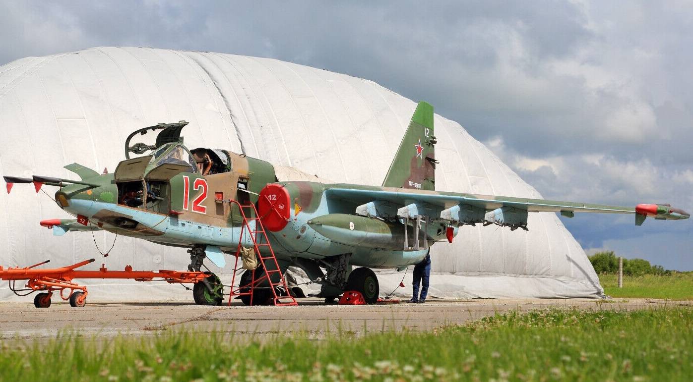 Part of the front-line supersonic fighter-bomber SU 25 opener trophy russian aviation russia Ukraine war