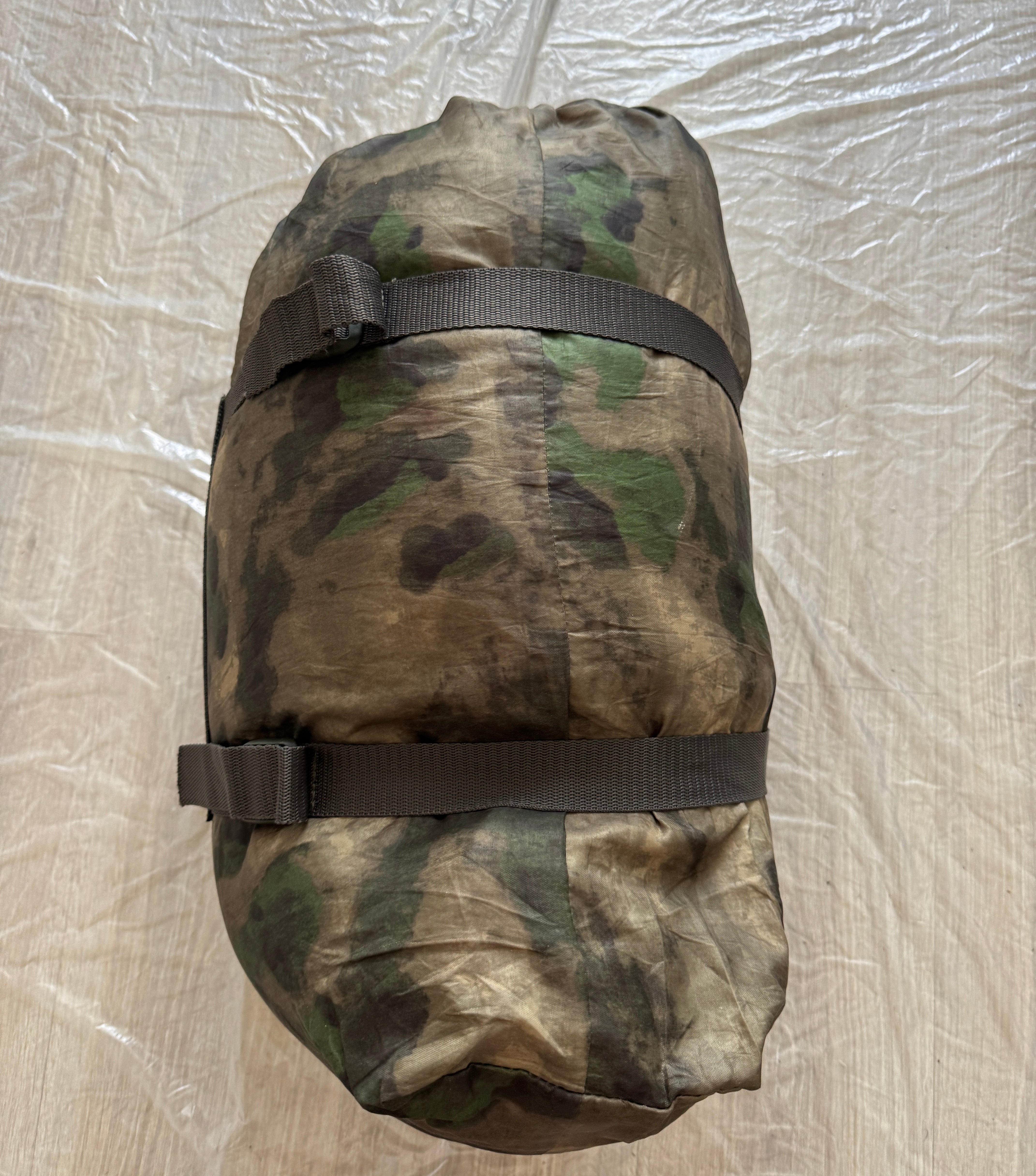 Trophy soldier kadyrovite chechen sleeping bag camo russian army military Ukraine russia war 2022-2024 #7