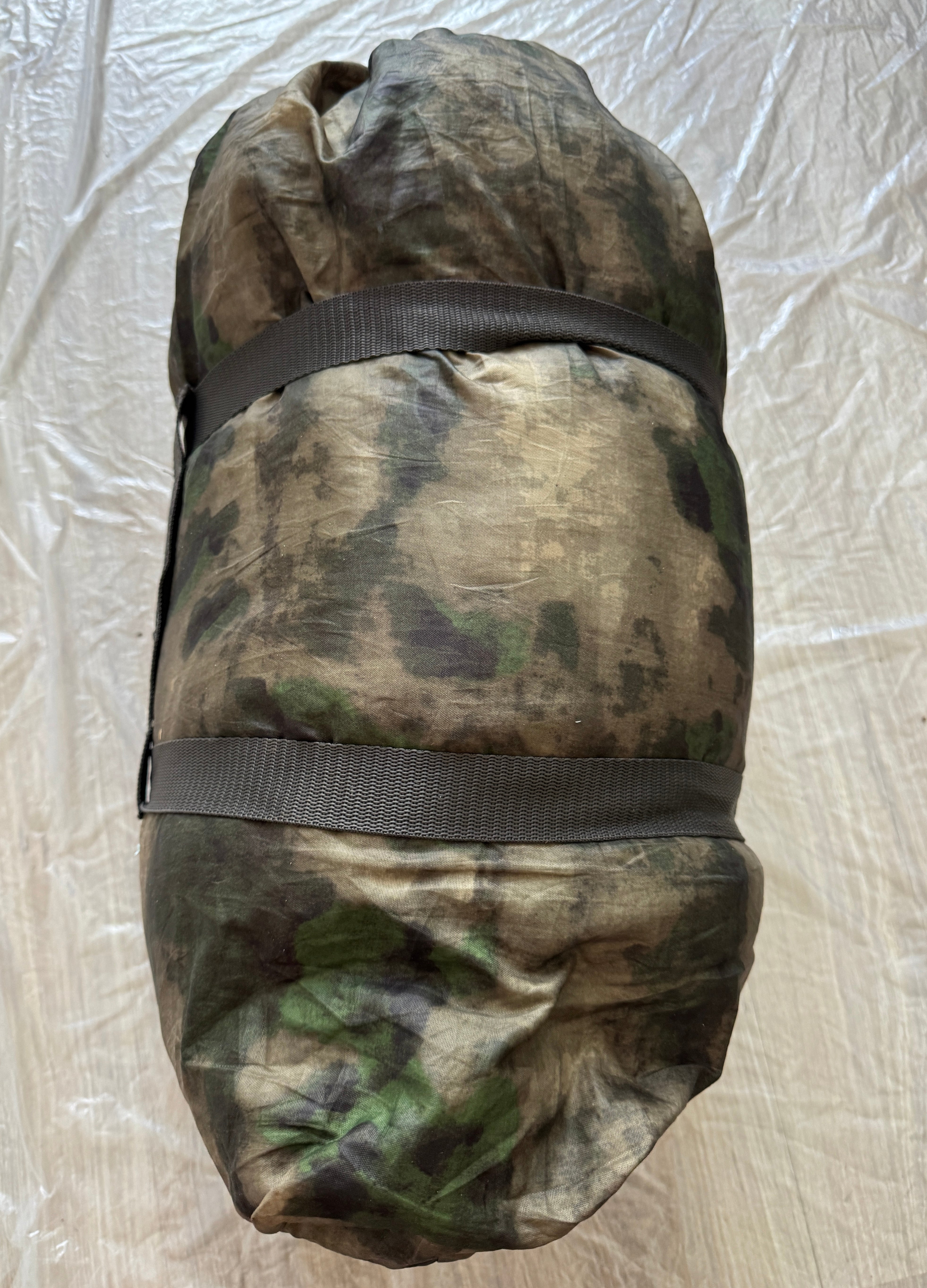 Trophy soldier kadyrovite chechen sleeping bag camo russian army military Ukraine russia war 2022-2024 #7